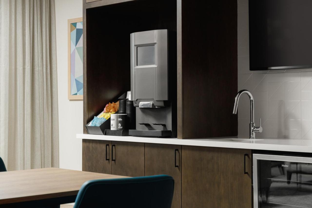 Waterwalk Extended Stay By Wyndham Phoenix N Happy Valley Екстер'єр фото